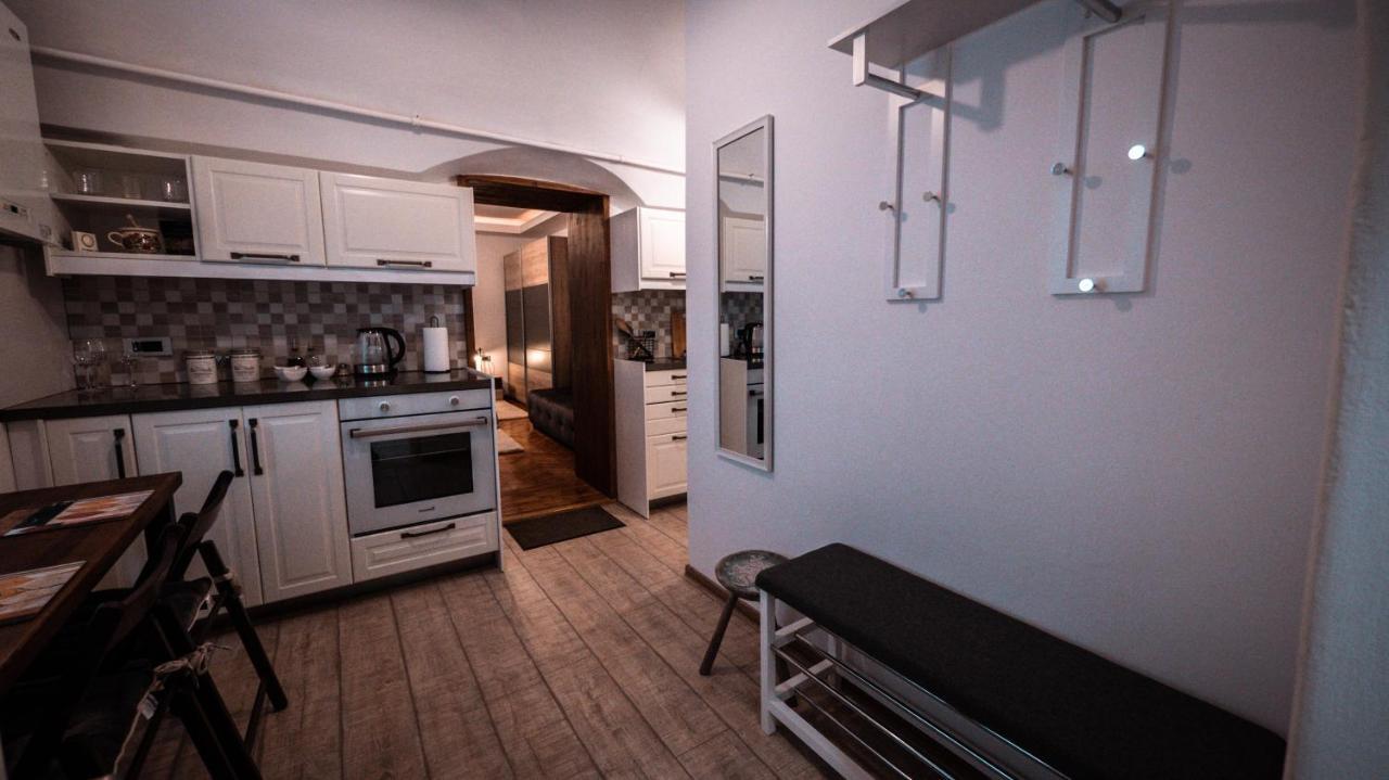 La Garcon Apartment Brasov Exterior photo